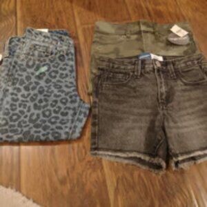 NWT girls bottoms size 5T